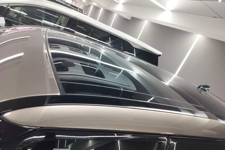 Used Land Rover Range Velar 2020 P250 R-DYNAMIC S Roof