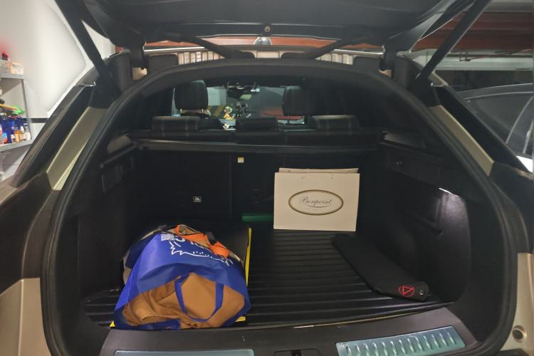 Used Land Rover Range Velar 2020 P340 R-DYNAMIC S Trunk