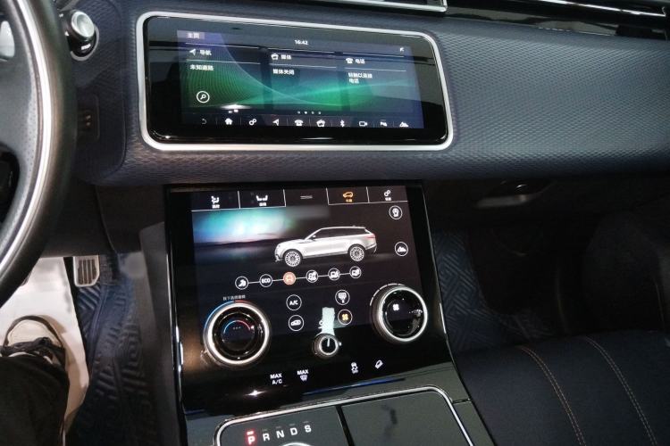 Used Land Rover Range Velar 2020 P250 R-DYNAMIC S Audio And AC Panel