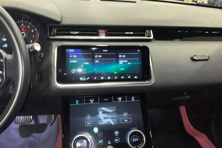 Used Land Rover Range Velar 2020 P250 R-DYNAMIC S Audio And AC Panel