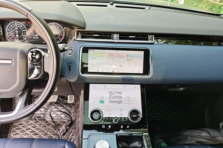 Used Land Rover Range Velar 2020 P250 R-DYNAMIC S Audio And AC Panel