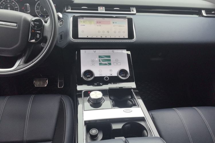 Used Land Rover Range Velar 2020 P250 R-DYNAMIC S Audio And AC Panel
