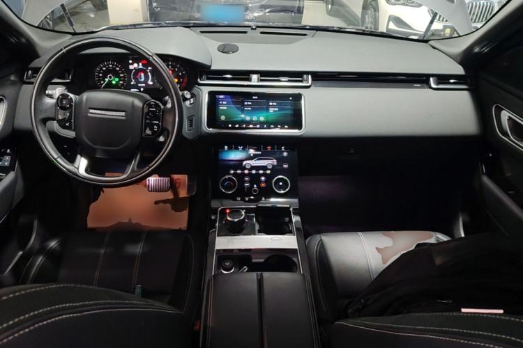 Used Land Rover Range Velar 2020 P250 R-DYNAMIC S Center Console