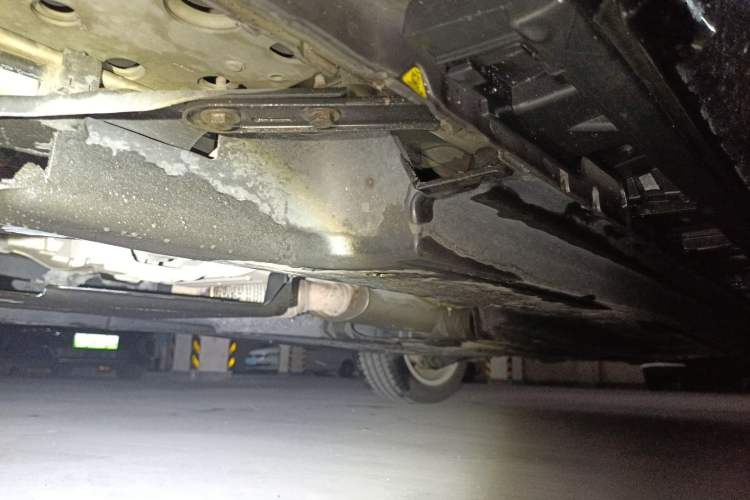 Used Land Rover Range Velar 2020 P250 R-DYNAMIC S Chassis Front Left
