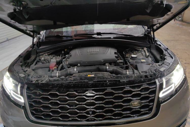 Used Land Rover Range Velar 2020 P380 R-DYNAMIC HSE Engine Bay
