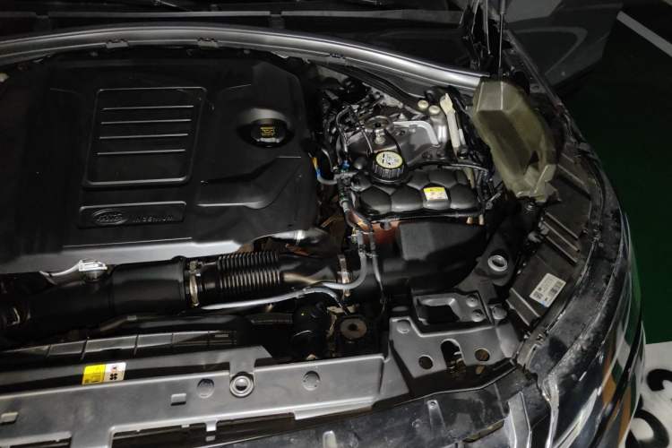 Used Land Rover Range Velar 2020 P250 R-DYNAMIC S Engine Bay Left