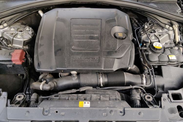 Used Land Rover Range Velar 2020 P250 R-DYNAMIC S Engine Bay