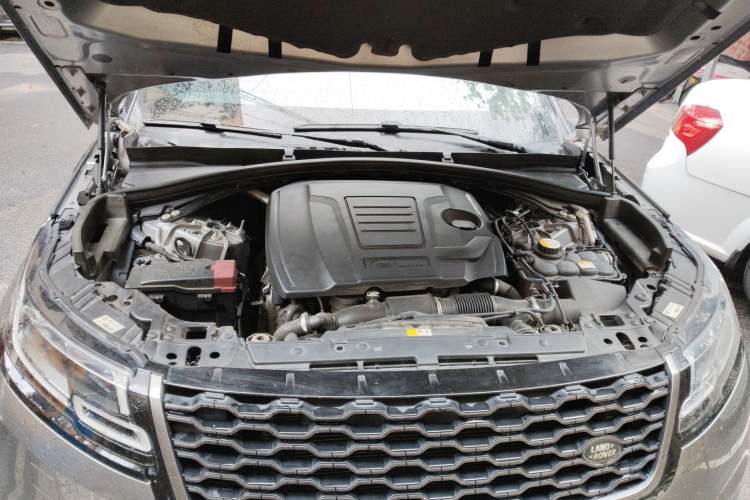 Used Land Rover Range Velar 2020 P250 R-DYNAMIC S Engine Bay