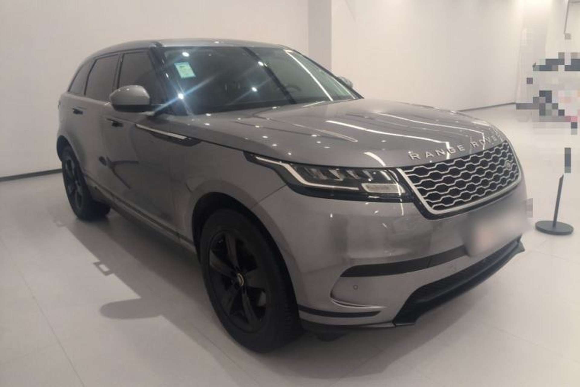 Used Land Rover Range Velar 2020 P250 Exterior 2