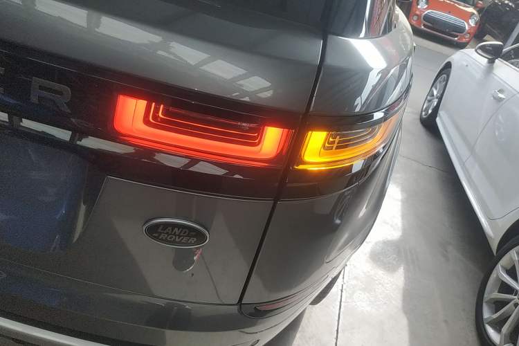 Used Land Rover Range Velar 2020 P250 R-DYNAMIC S Exterior 2