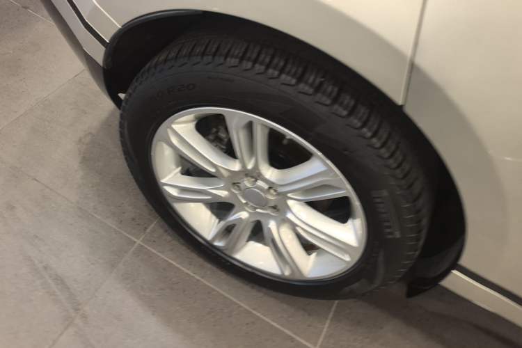 Used Land Rover Range Velar 2020 P250 R-DYNAMIC S Exterior 5