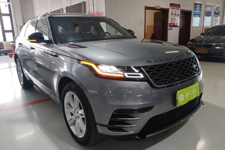 Used Land Rover Range Velar 2020 P250 R-DYNAMIC S Front Right 45 Deg