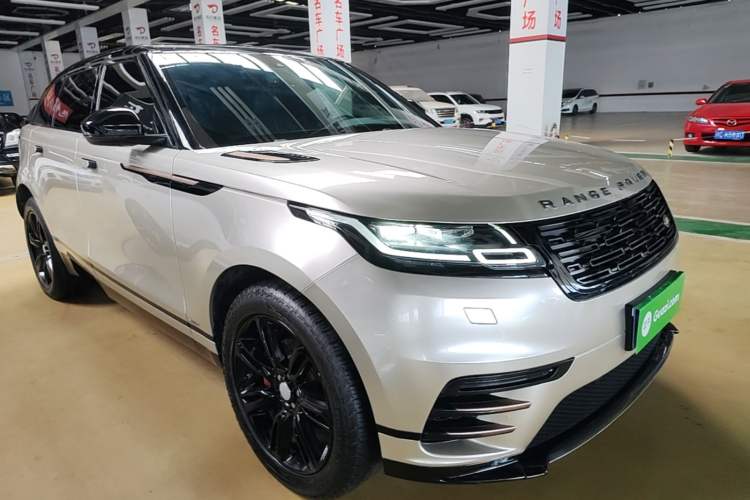 Used Land Rover Range Velar 2020 P250 R-DYNAMIC S Front Right 45 Deg