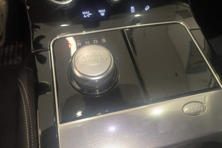 Used Land Rover Range Velar 2020 P250 Gear Lever