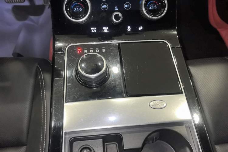 Used Land Rover Range Velar 2020 P250 R-DYNAMIC S Gear Lever