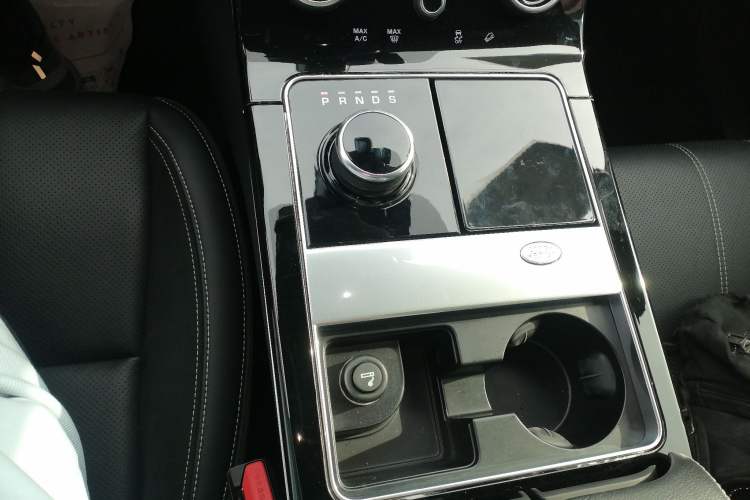 Used Land Rover Range Velar 2020 P340 R-DYNAMIC S Gear Lever
