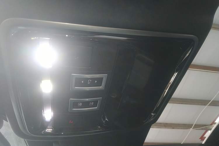 Used Land Rover Range Velar 2020 P250 R-DYNAMIC S Headliner