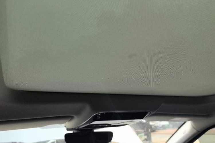 Used Land Rover Range Velar 2020 P250 Headliner
