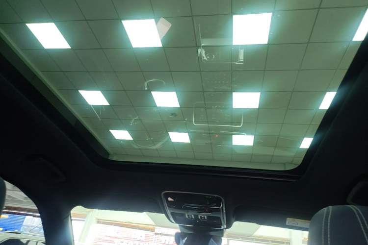 Used Land Rover Range Velar 2020 P250 R-DYNAMIC S Headliner