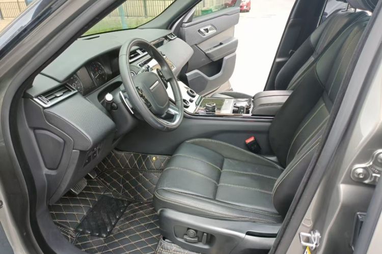 Used Land Rover Range Velar 2020 P250 R-DYNAMIC S Interior 2