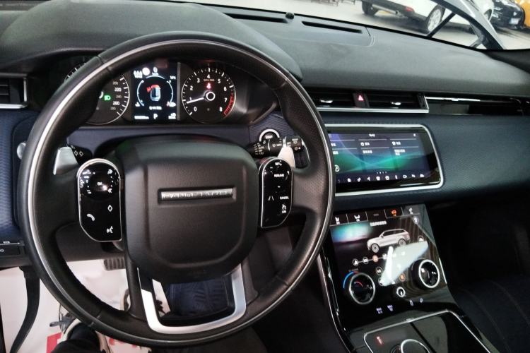 Used Land Rover Range Velar 2020 P250 R-DYNAMIC S Interior 2