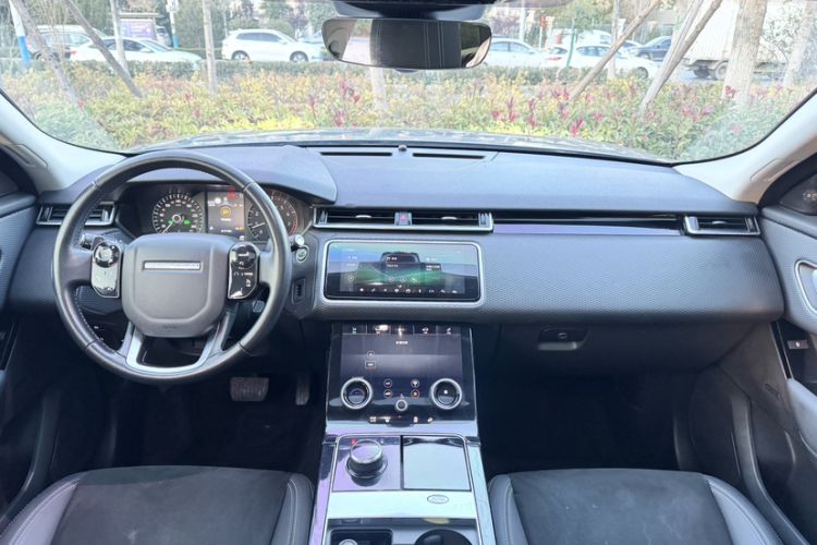 Used Land Rover Range Velar 2020 P250 Interior 8