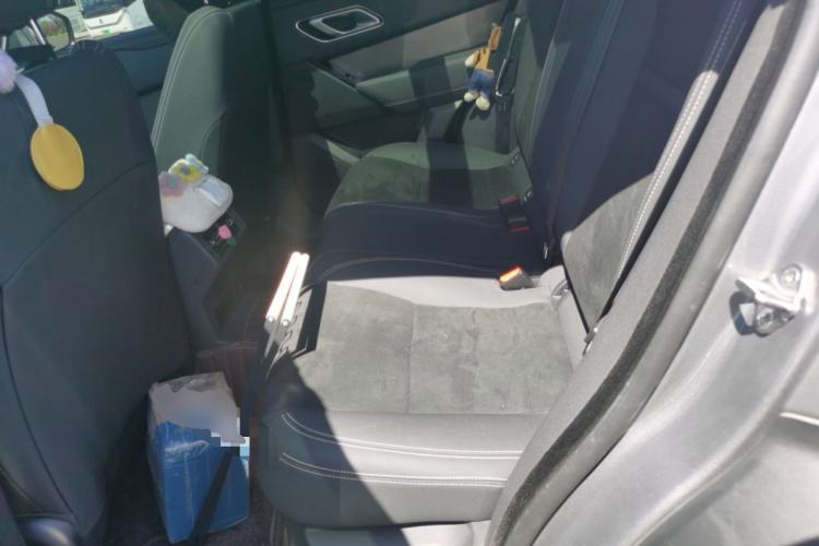 Used Land Rover Range Velar 2020 P250 Left Rear Seat