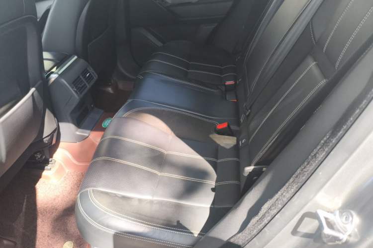 Used Land Rover Range Velar 2020 P250 R-DYNAMIC S Left Rear Seat