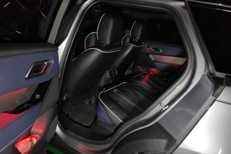 Used Land Rover Range Velar 2020 P250 R-DYNAMIC S Left Rear Seat