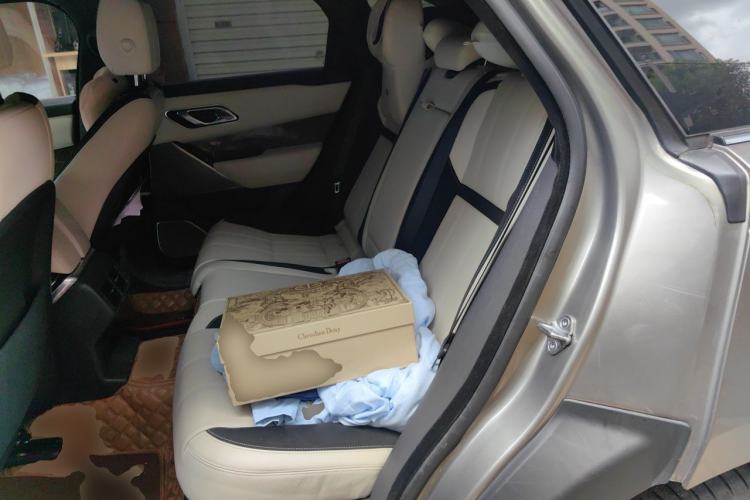 Used Land Rover Range Velar 2020 P380 R-DYNAMIC HSE Left Rear Seat