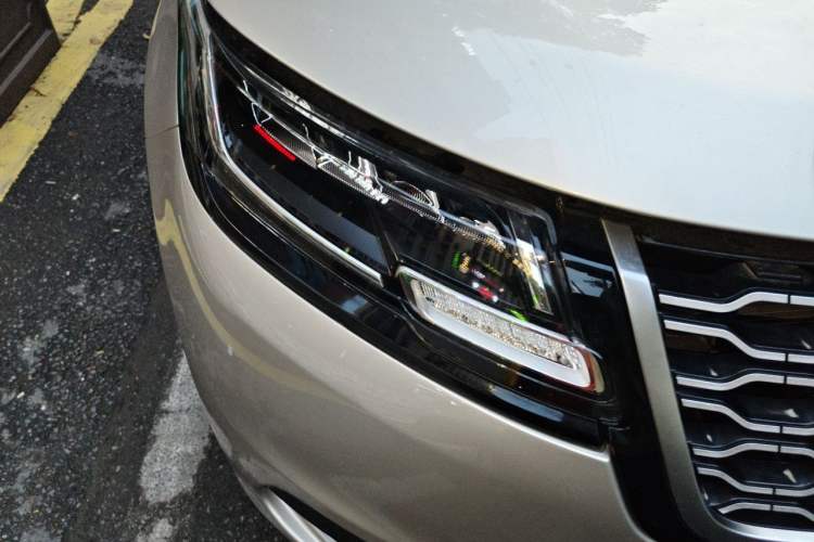 Used Land Rover Range Velar 2020 P250 Right Front Headlight