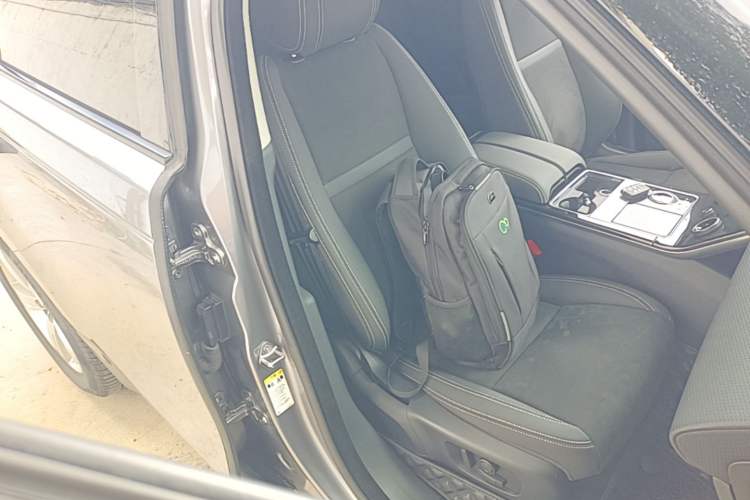 Used Land Rover Range Velar 2020 P250 Right Front Seat