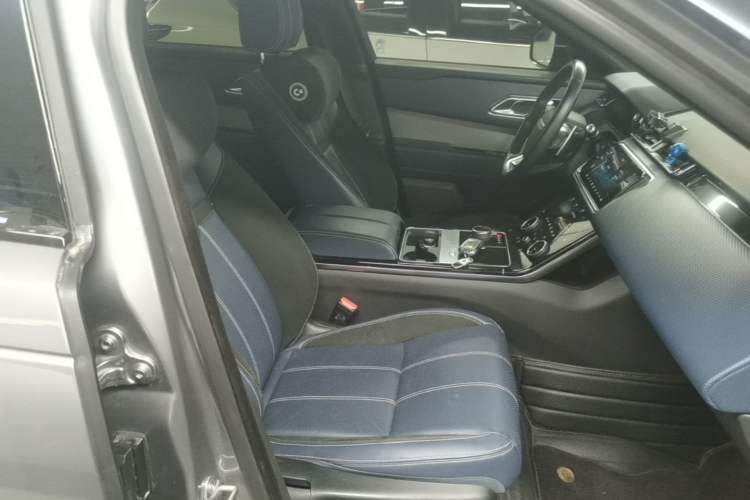 Used Land Rover Range Velar 2020 P250 R-DYNAMIC S Right Front Seat