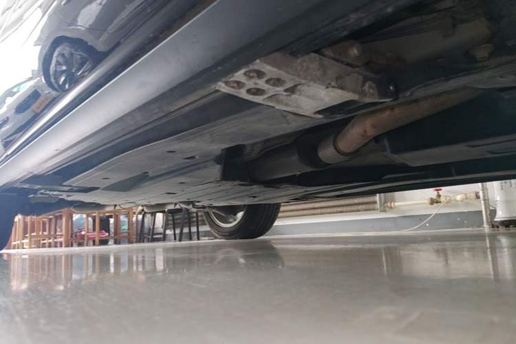 Used Land Rover Range Velar 2020 P250 R-DYNAMIC S Right Side Sill