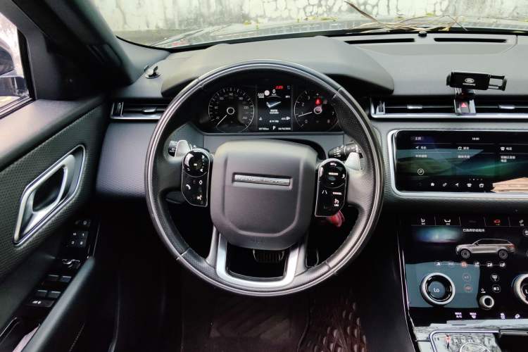 Used Land Rover Range Velar 2020 P250 R-DYNAMIC S Steering Wheel