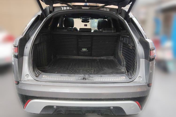 Used Land Rover Range Velar 2020 P250 R-DYNAMIC S Trunk