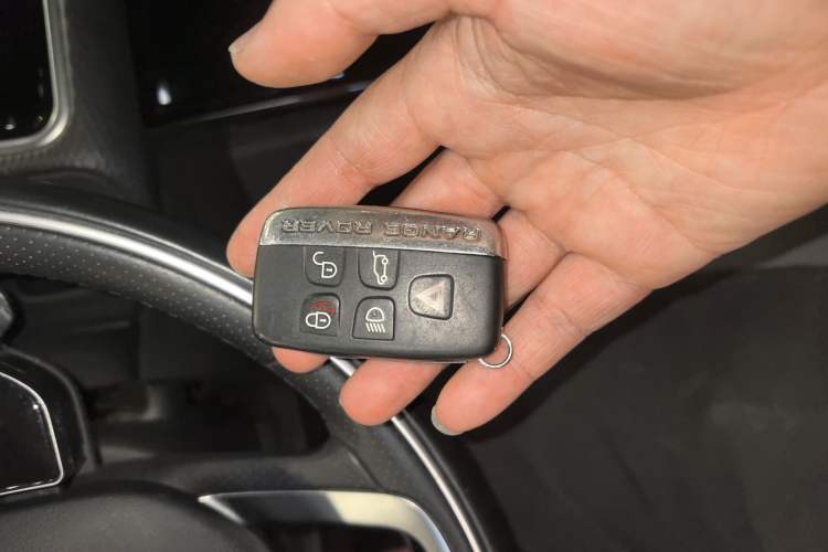 Used Land Rover Range Velar 2020 P250 R-DYNAMIC S Vehicle Key
