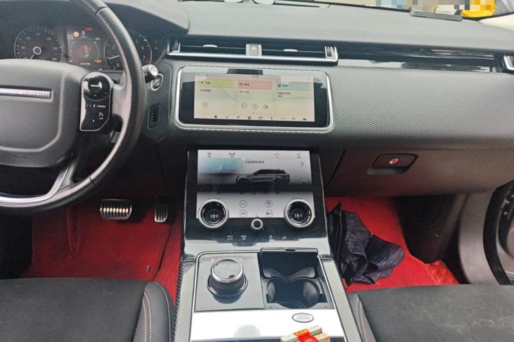 Used Land Rover Range Velar 2020 P250 Audio And AC Panel