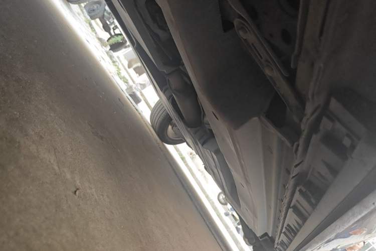 Used Land Rover Range Velar 2020 P250 R-DYNAMIC S Chassis Front Left
