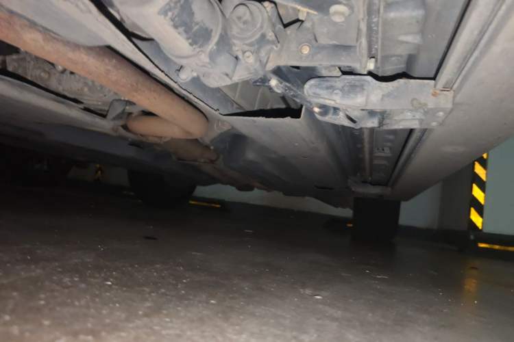 Used Land Rover Range Velar 2020 P340 R-DYNAMIC S Chassis Front Left