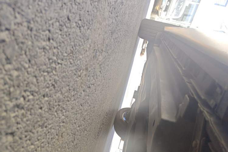 Used Land Rover Range Velar 2020 P250 Chassis Front Right