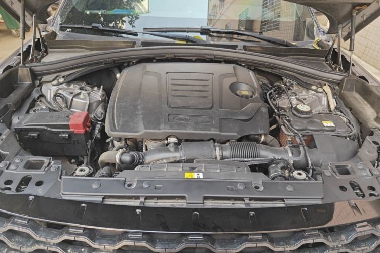 Used Land Rover Range Velar 2020 P250 R-DYNAMIC S Engine Bay