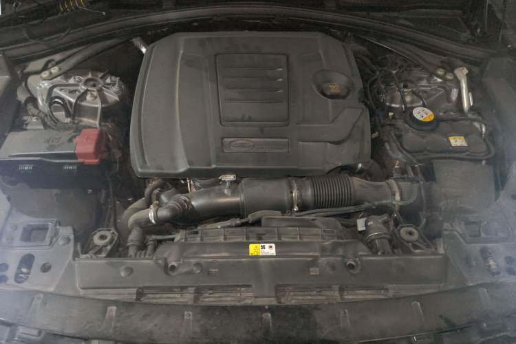 Used Land Rover Range Velar 2020 P250 R-DYNAMIC S Engine Bay