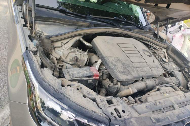 Used Land Rover Range Velar 2020 P250 Engine Bay Right