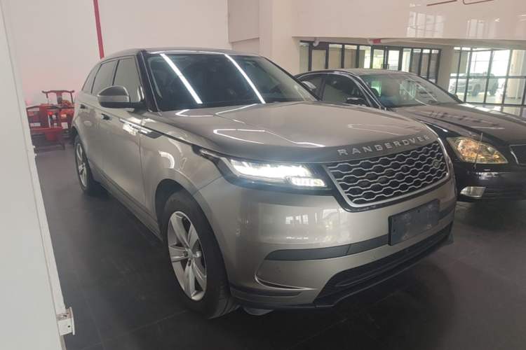 Used Land Rover Range Velar 2020 P250 Front Right 45 Deg