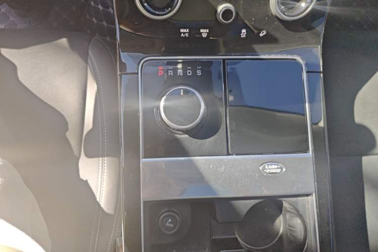 Used Land Rover Range Velar 2020 P250 Gear Lever