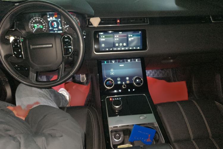 Used Land Rover Range Velar 2020 P250 R-DYNAMIC S Interior 2