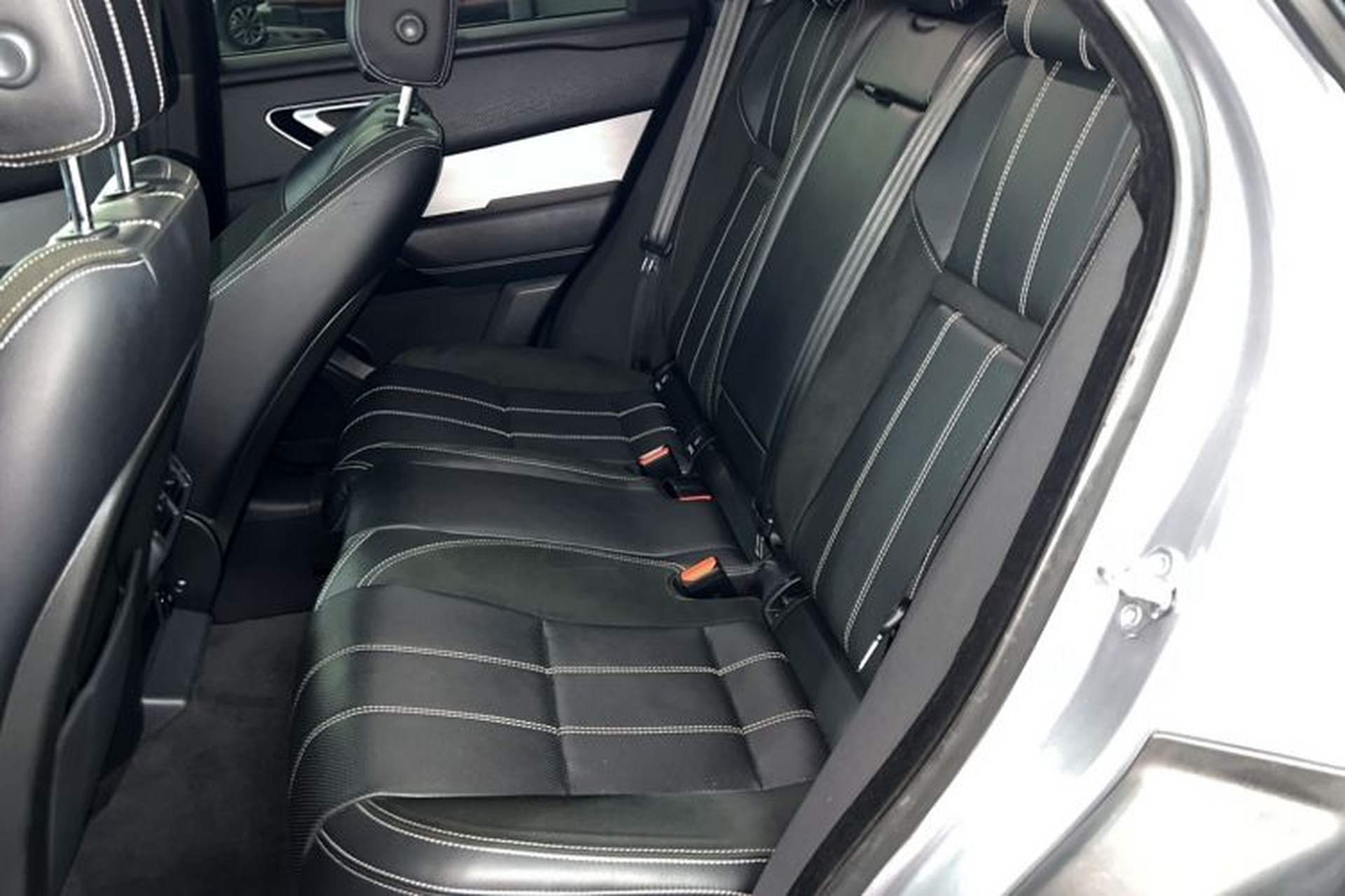 Used Land Rover Range Velar 2020 P340 R-DYNAMIC S Interior 2