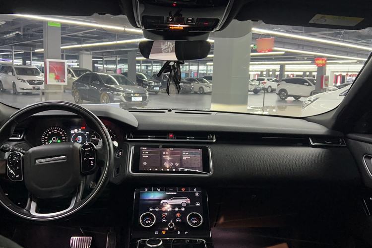 Used Land Rover Range Velar 2020 P340 R-DYNAMIC S Interior 3