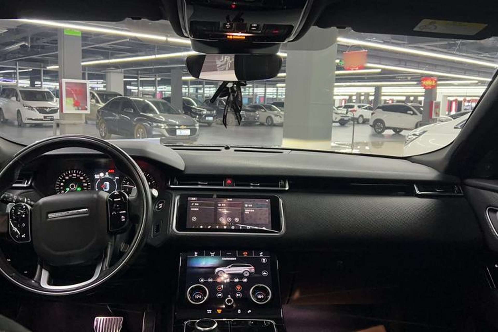 Used Land Rover Range Velar 2020 P340 R-DYNAMIC S Interior 3